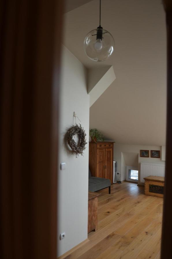 Poddasze na Starym Podgórzu Apartamento Cracóvia Exterior foto